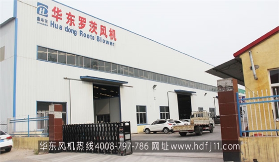 華東風機大門.jpg 華東風機大門.jpg